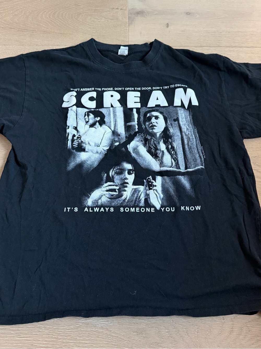 Black Scream Graphic Short Sleeve Tee